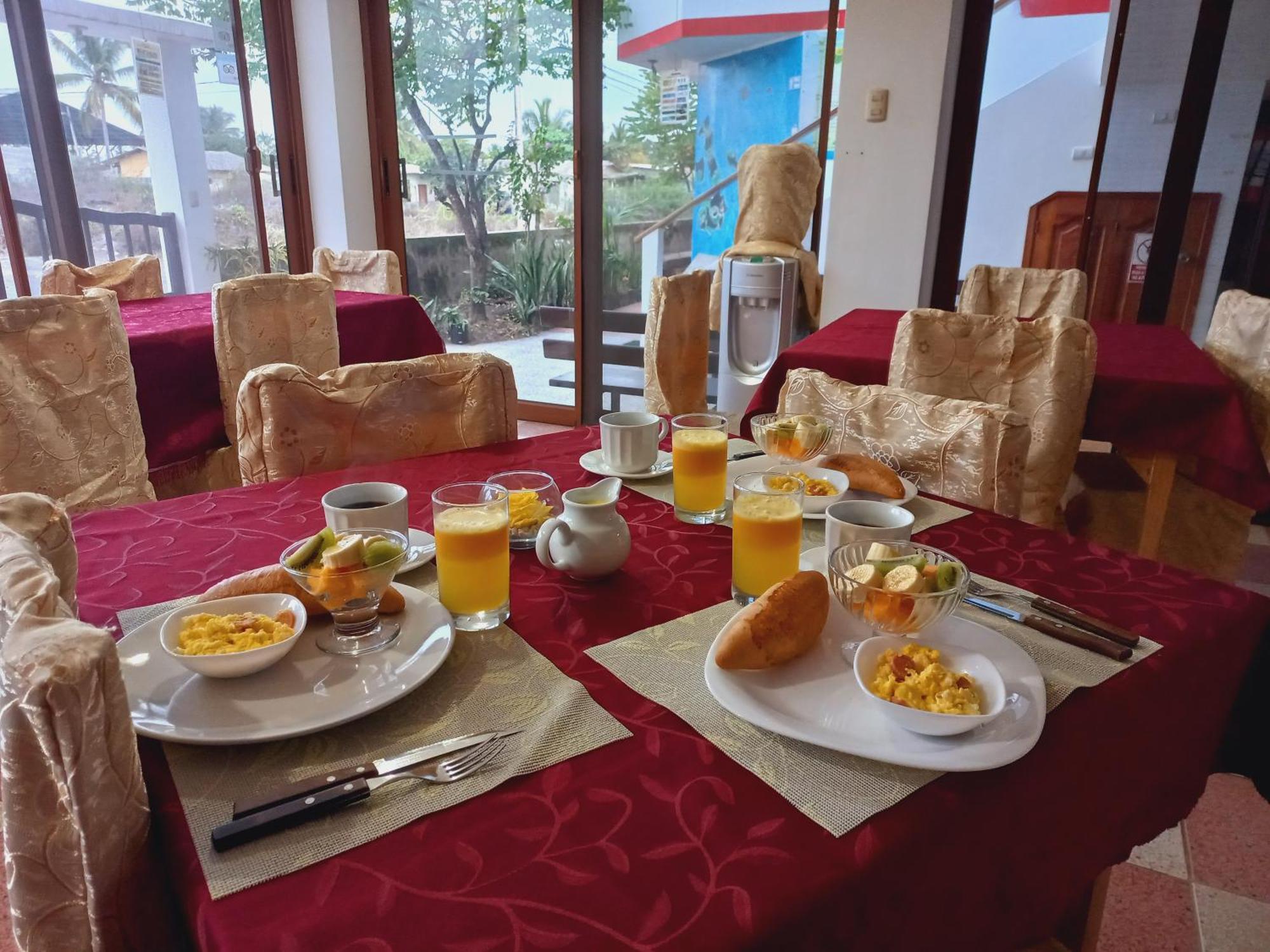 Hotel Sula Sula Puerto Villamil Dış mekan fotoğraf